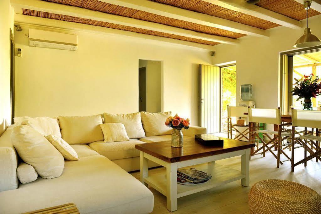 Onar Andros Hotel Achla Екстериор снимка